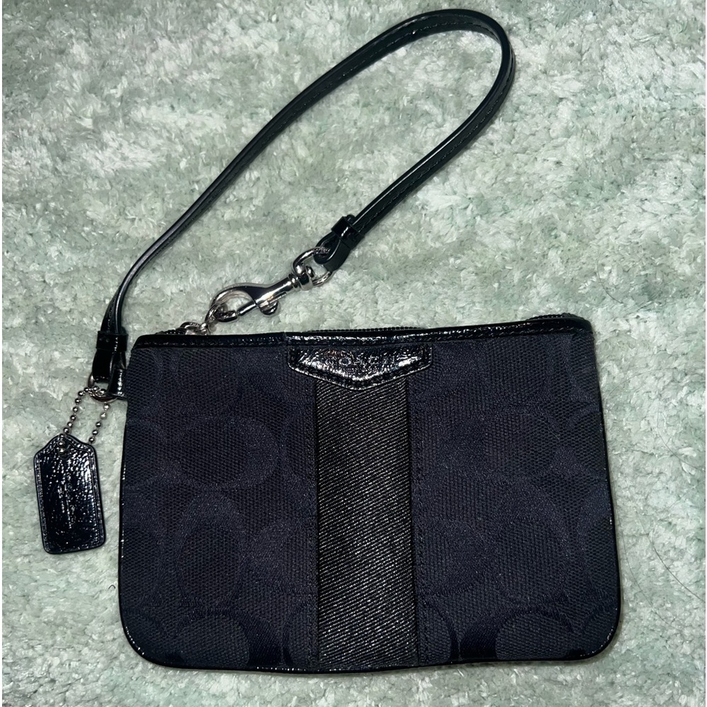 ⭐️NEW⭐️ COACH Signature Jacquard Wristlet